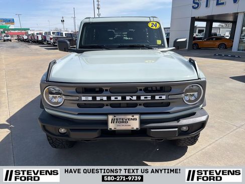 Used 2024 Ford Bronco Big Bend image 4