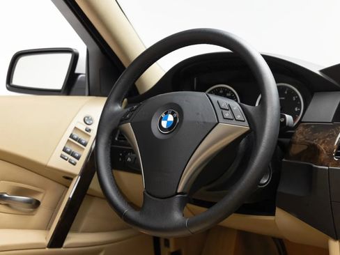 Used 2004 BMW 545i Sedan RWD image 8