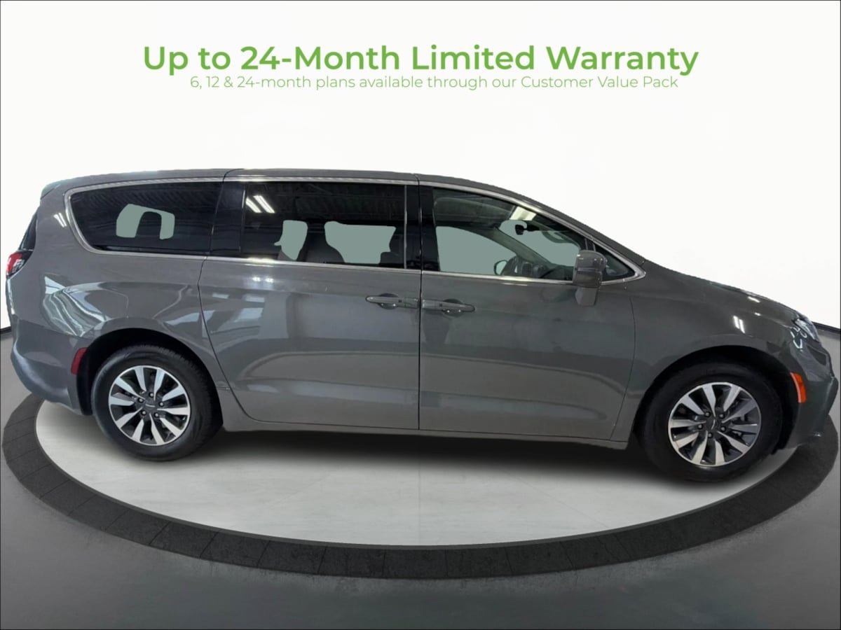 Used 2022 Chrysler Pacifica Touring-L FWD image 8