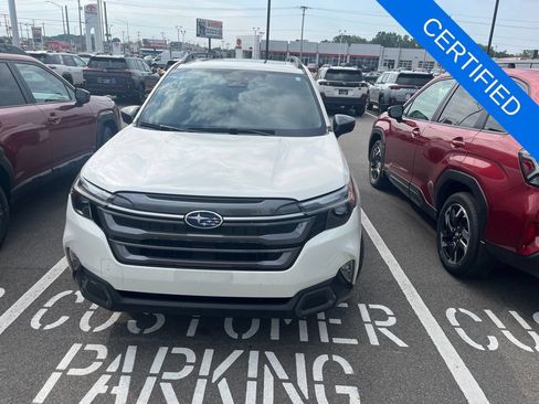 Used 2025 Subaru Forester Limited w/ Popular Package #2 AWD/4WD image 2