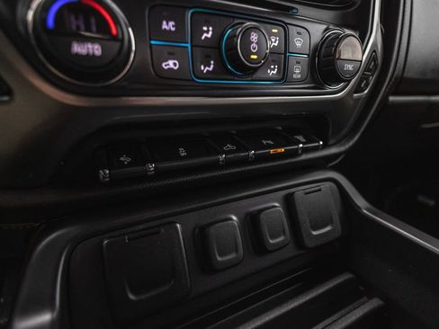 Used 2019 Chevrolet Silverado 2500 LTZ w/ Duramax Plus Package image 18