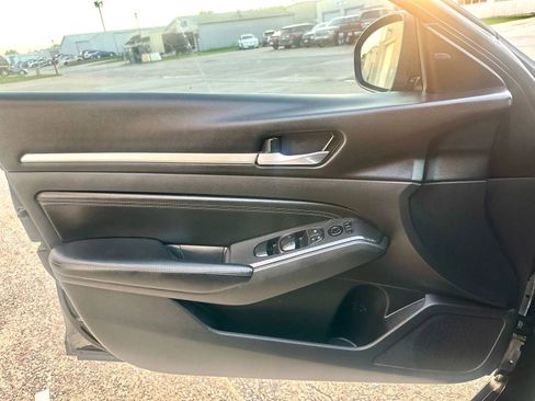 Used 2019 Nissan Altima 2.5 SV image 25