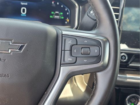 Used 2023 Chevrolet Silverado 1500 RST w/ Z71 Off-Road Package AWD/4WD image 13