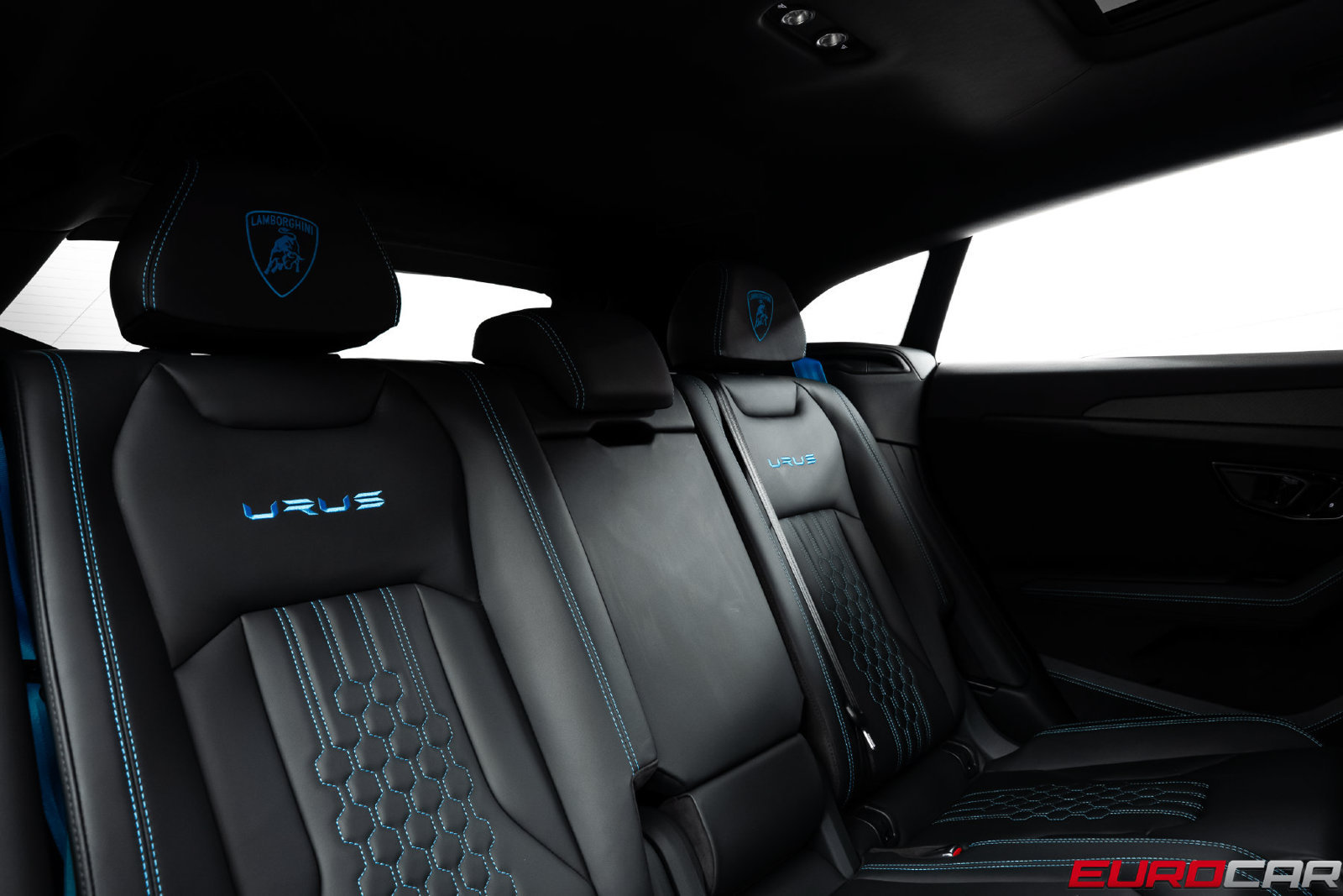 Used 2024 Lamborghini Urus Performante AWD/4WD image 46
