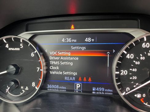 Used 2025 Nissan Altima 2.5 SV image 40