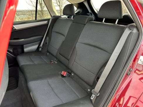 Used 2017 Subaru Outback 2.5i Premium image 21