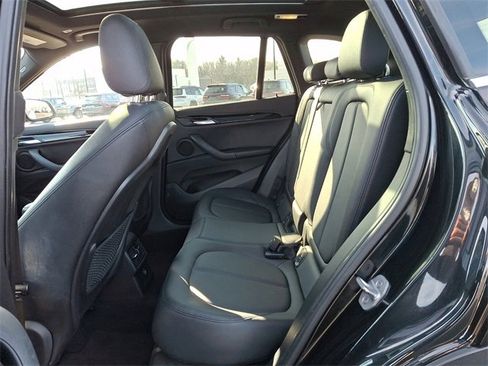 Used 2018 BMW X1 xDrive28i image 14