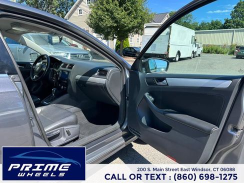 Used 2014 Volkswagen Jetta SE image 13