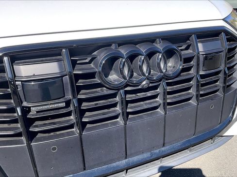 Used 2023 Audi Q7 Premium Plus w/ Premium Plus Package image 29