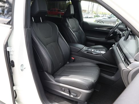 Certified 2023 INFINITI QX60 Luxe FWD image 22