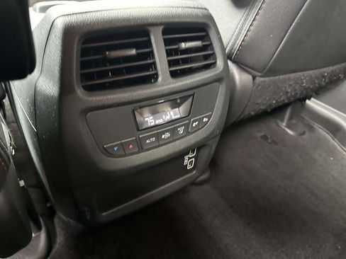 Certified 2022 Honda Pilot TrailSport image 10