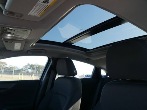 Used 2024 Chevrolet Malibu LT image 29