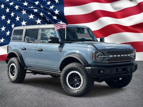 New 2025 Ford Bronco Badlands image 1