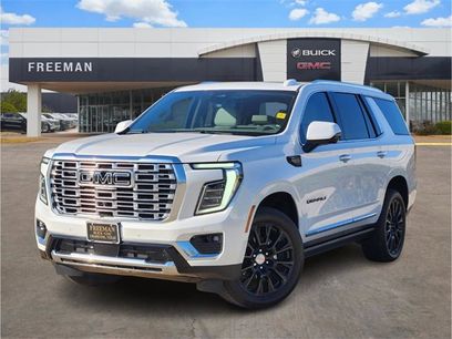 Used 2025 GMC Yukon Denali w/ Sun & Power Step Package