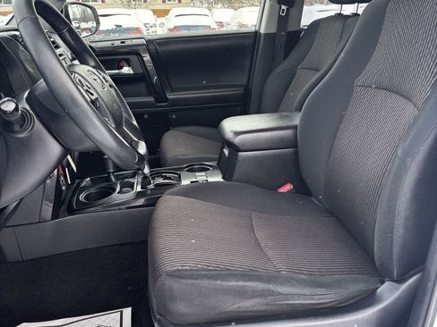 Used 2017 Toyota 4Runner TRD Off-Road image 14