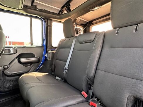 Used 2019 Jeep Wrangler Unlimited Sport AWD/4WD image 12