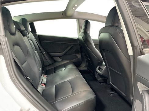 Certified 2023 Tesla Model 3 Standard Range RWD image 11