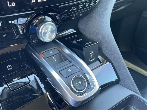 Certified 2025 Acura MDX FWD image 17