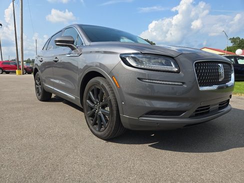 Used 2022 Lincoln Nautilus Reserve w/ Equipment Group 201A AWD/4WD image 1