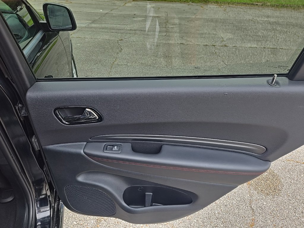 Used 2024 Dodge Durango GT RWD image 21