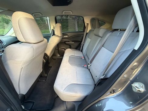 Used 2016 Honda CR-V SE image 11
