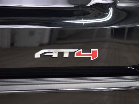 Used 2024 GMC Yukon AT4 w/ AT4 Premium Plus Package image 23