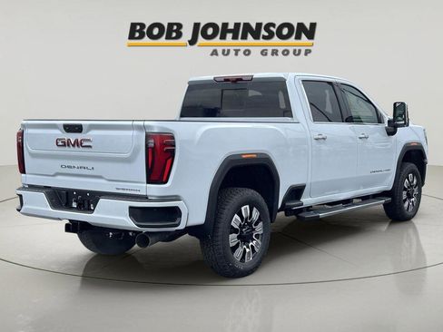 New 2026 GMC Sierra 3500 Denali w/ Technology Package AWD/4WD image 3