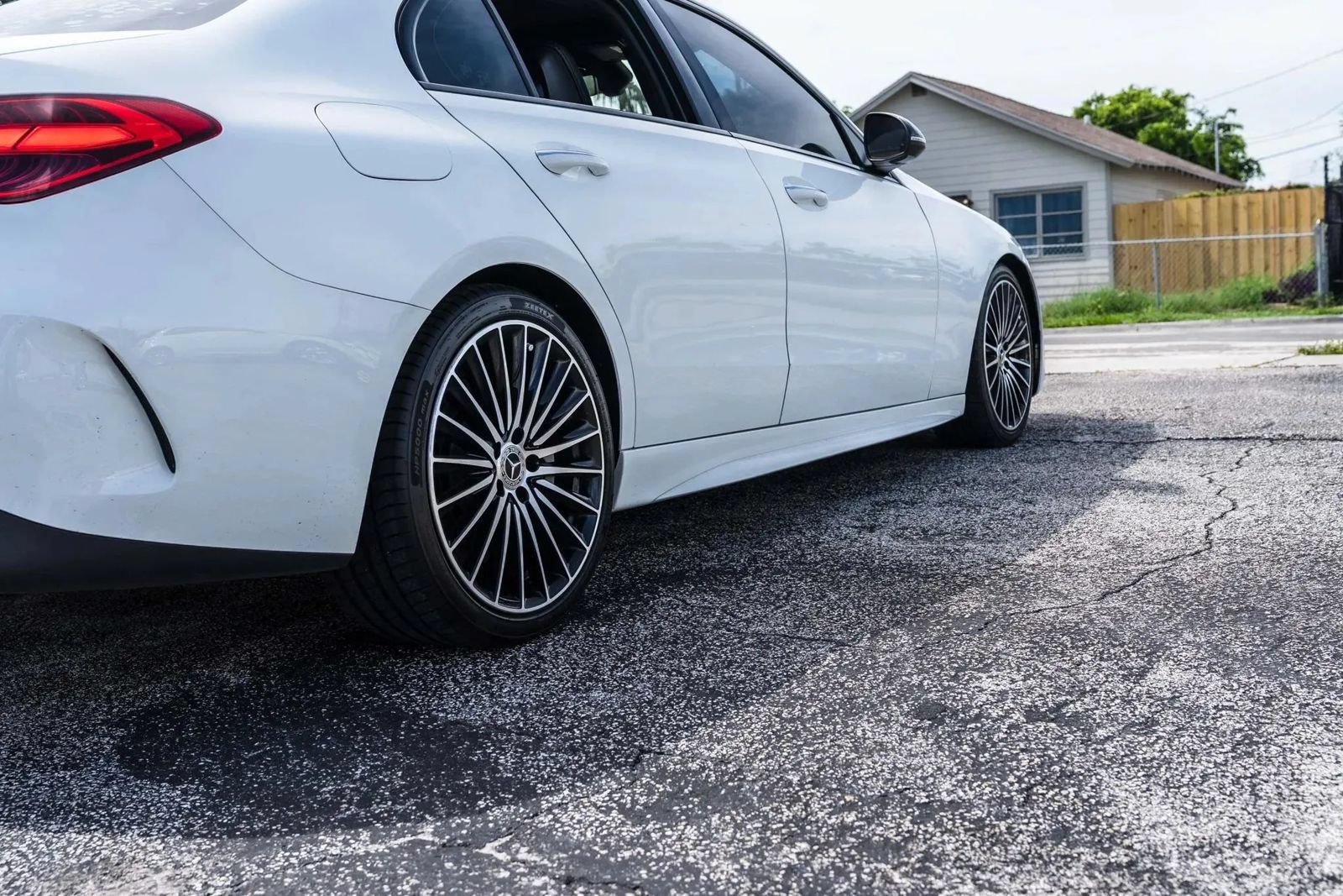 Used 2022 Mercedes-Benz C 300 Sedan image 10