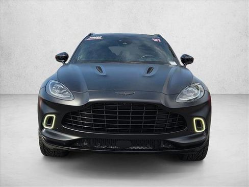 Used 2021 Aston Martin DBX AWD/4WD image 2