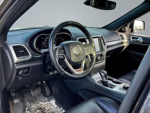 Used 2017 Jeep Grand Cherokee Trailhawk w/ Trailhawk Luxury Group AWD/4WD image 14