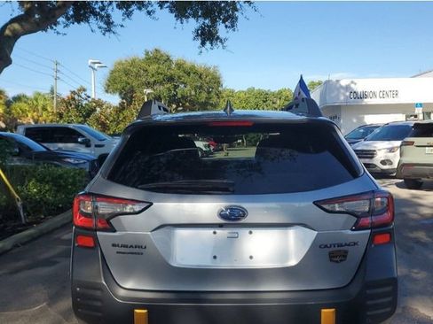 Used 2025 Subaru Outback Wilderness AWD/4WD image 13
