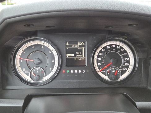 Used 2019 RAM 1500 Classic SLT image 27