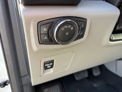 Used 2018 Ford F150 XL w/ Equipment Group 101A Mid image 16