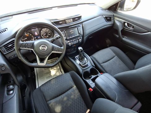 Certified 2020 Nissan Rogue SV image 19