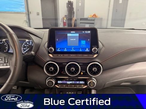 Used 2025 Nissan Sentra SR w/ SR Premium Package FWD image 15