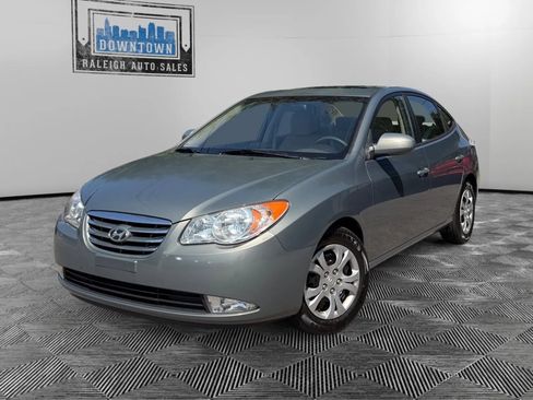 Used 2010 Hyundai Elantra GLS FWD image 2