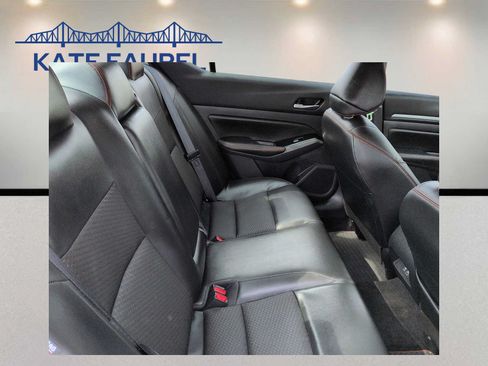 Used 2025 Nissan Altima 2.5 SR FWD image 8