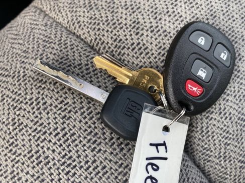 New 2025 Chevrolet Express 3500 w/ Driver Convenience Package image 33