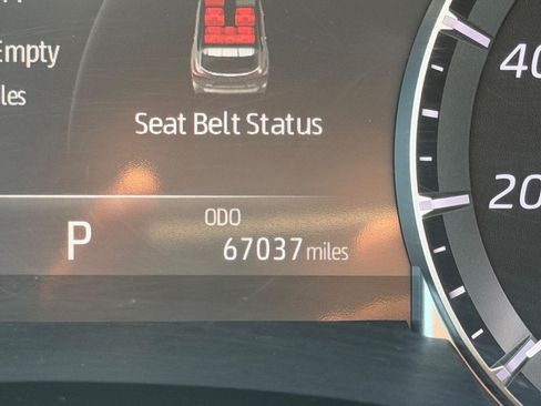 Used 2022 Toyota Highlander XLE FWD image 24