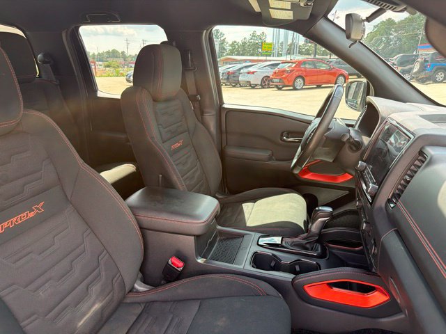 Used 2024 Nissan Frontier Pro-X w/ Pro Convenience Package RWD image 17