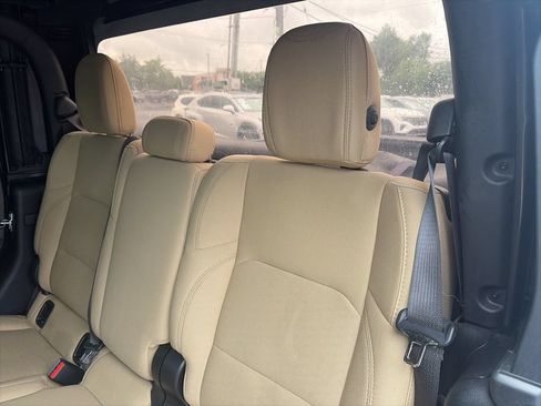 Used 2021 Jeep Gladiator Sport AWD/4WD image 24