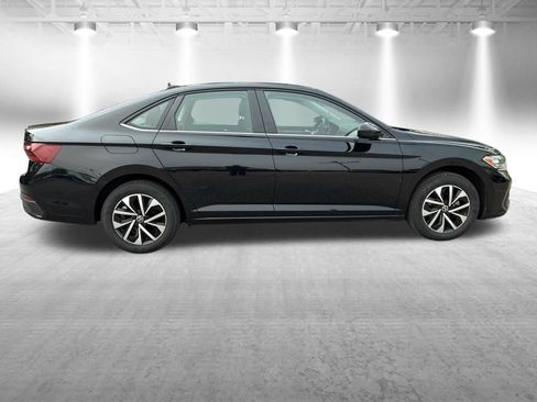 Used 2024 Volkswagen Jetta S FWD image 7