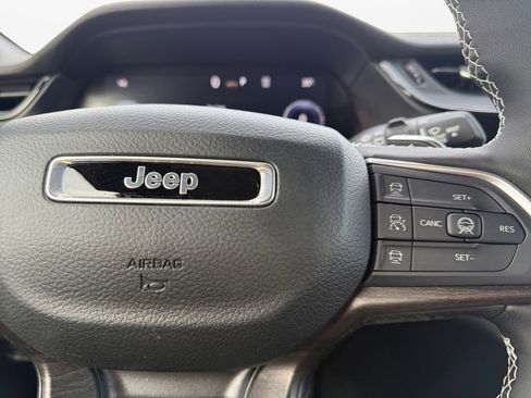 New 2026 Jeep Grand Cherokee Altitude image 26