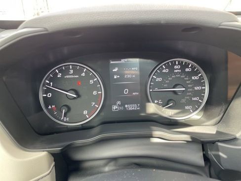 Used 2025 Subaru Forester Premium image 22