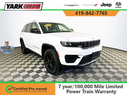 Used 2023 Jeep Grand Cherokee Laredo w/ Luxury Tech Group I