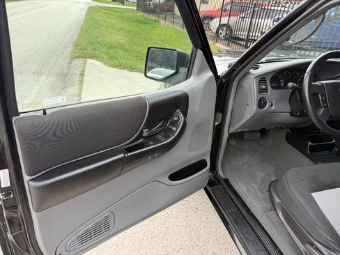 Used 2009 Ford Ranger XLT RWD image 13