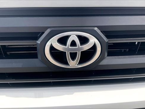 Used 2024 Toyota Tacoma SR RWD image 30
