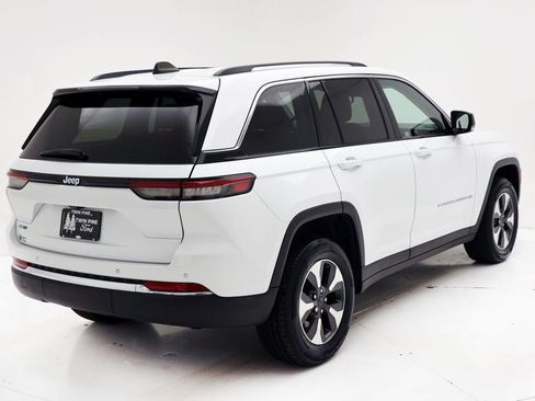 Used 2023 Jeep Grand Cherokee 4WD 4xe image 9