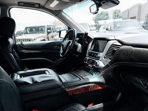 Used 2015 Chevrolet Suburban LTZ AWD/4WD image 59