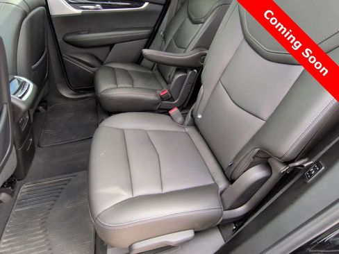 Used 2023 Cadillac XT6 Premium Luxury image 20